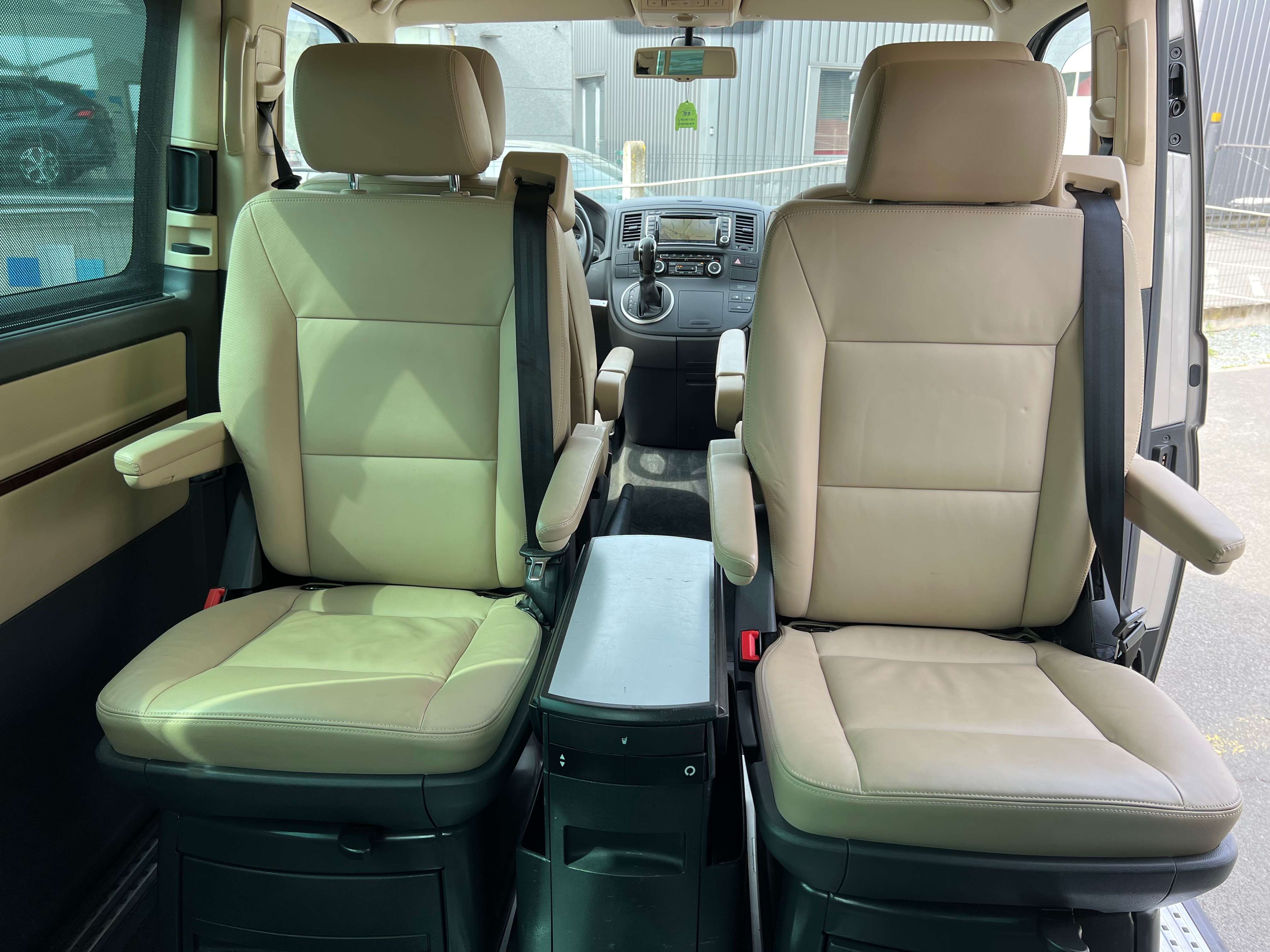 Volkswagen T5 Multivan 2.0CR TDi 4Motion Highline DSG*6PL*BT*USB