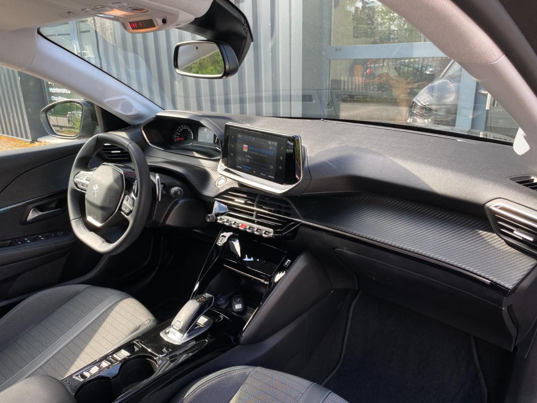 Peugeot 208 PureTech 100 SS EAT8 Allure Pack- Entretien Peugeot - Vidange OK