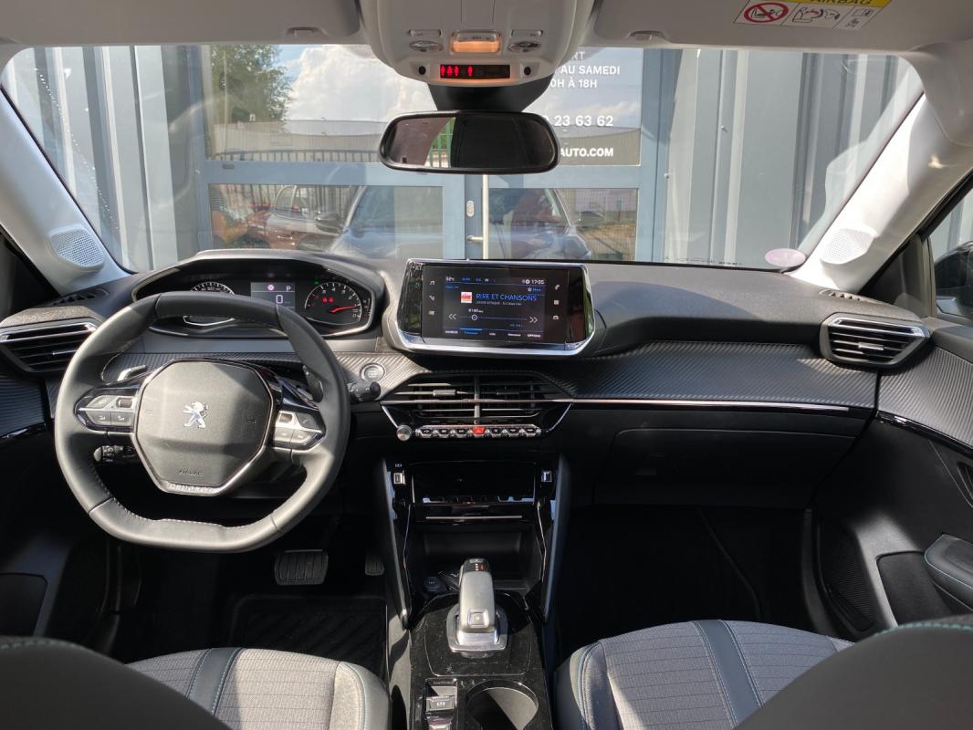 Peugeot 208 PureTech 100 SS EAT8 Allure Pack- Entretien Peugeot - Vidange OK
