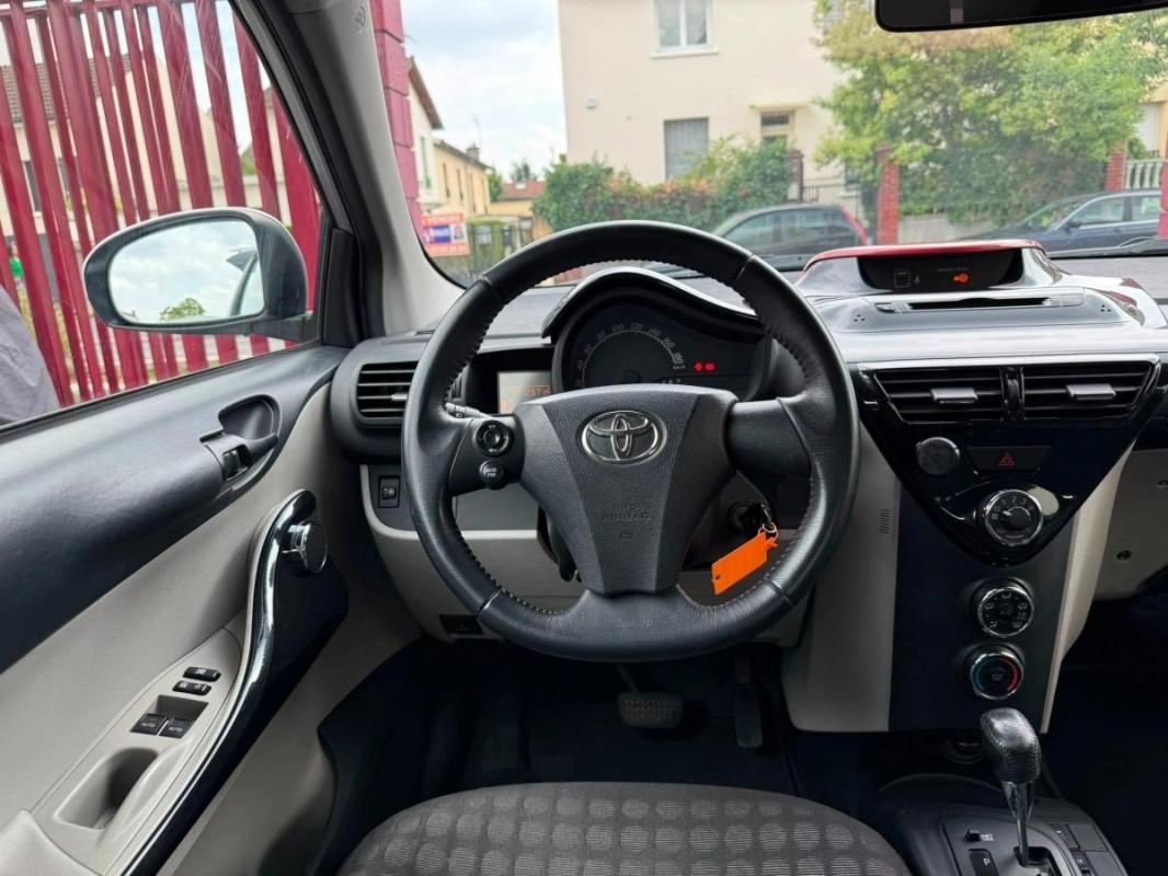 Toyota Iq 1.0 VVTI 70 1ST MULTIDRIVE BVA
