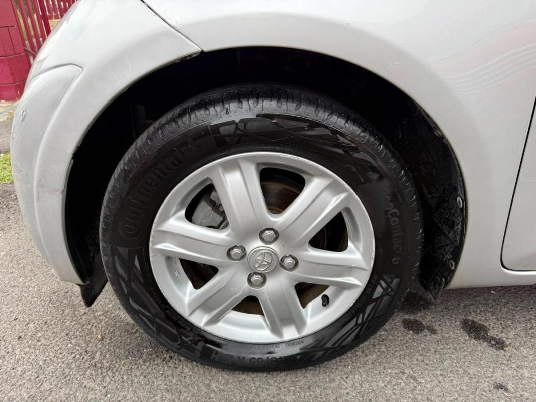 Toyota Iq 1.0 VVTI 70 1ST MULTIDRIVE BVA