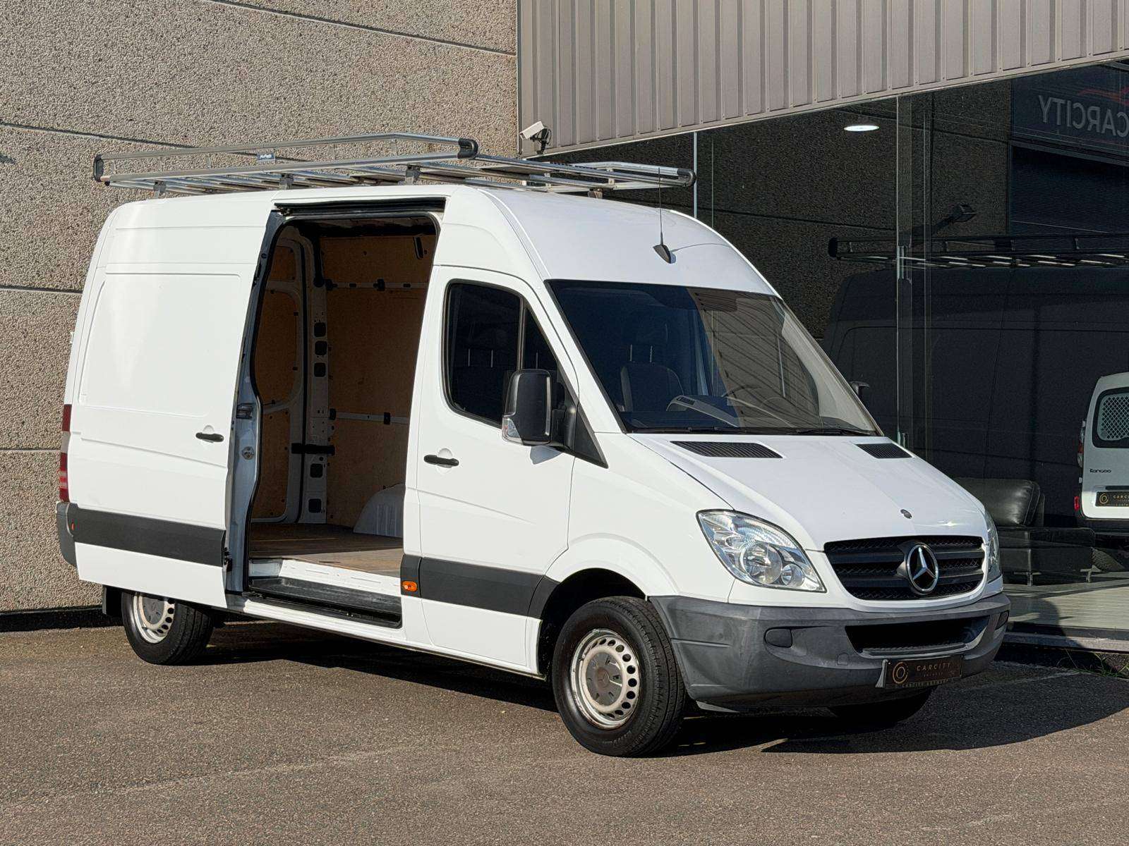 Mercedes-Benz Sprinter single cabin* TOUCHSCREEN*BLUETOOTH*CAMERA