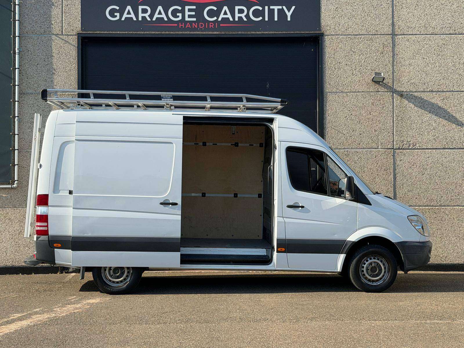 Mercedes-Benz Sprinter single cabin* TOUCHSCREEN*BLUETOOTH*CAMERA