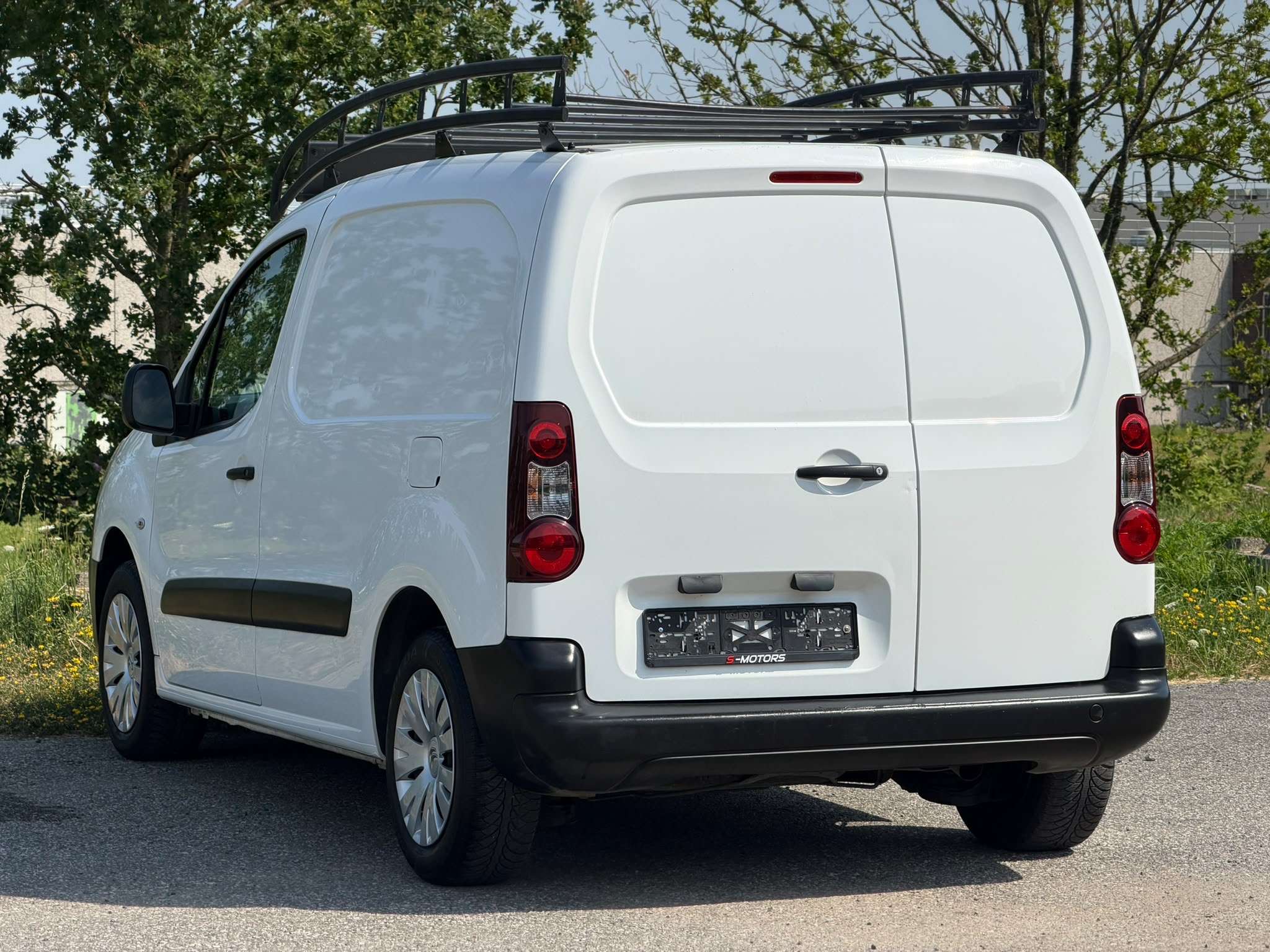 Citroen Berlingo 1.6 HDi * GAL DE TOIT * PRIX TVAC
