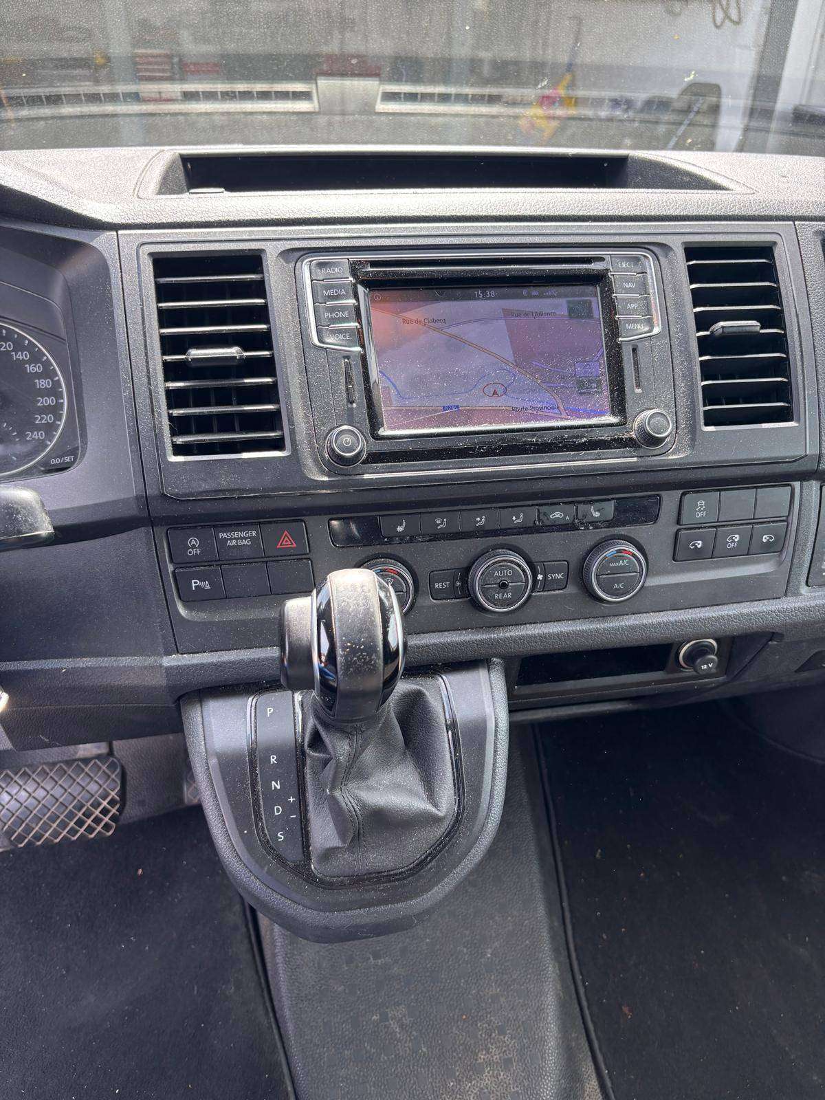 Volkswagen T6 Kombi 2.0 TDi SCR 4Motion BMT DSG (EU6d-TEMP)