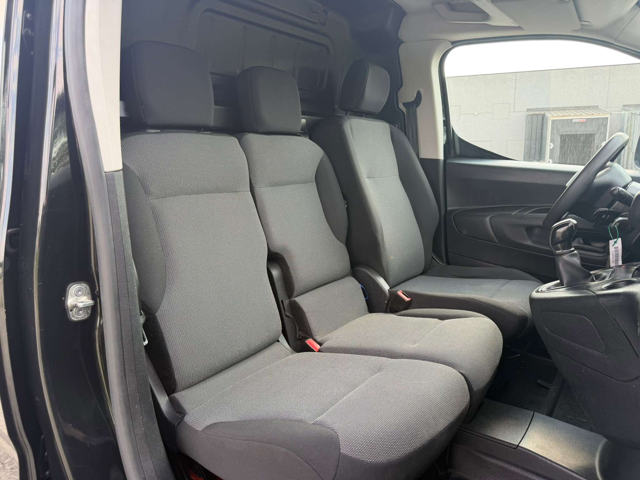 Peugeot Partner Partner 1.6 HDI * UTILITAIRE *
