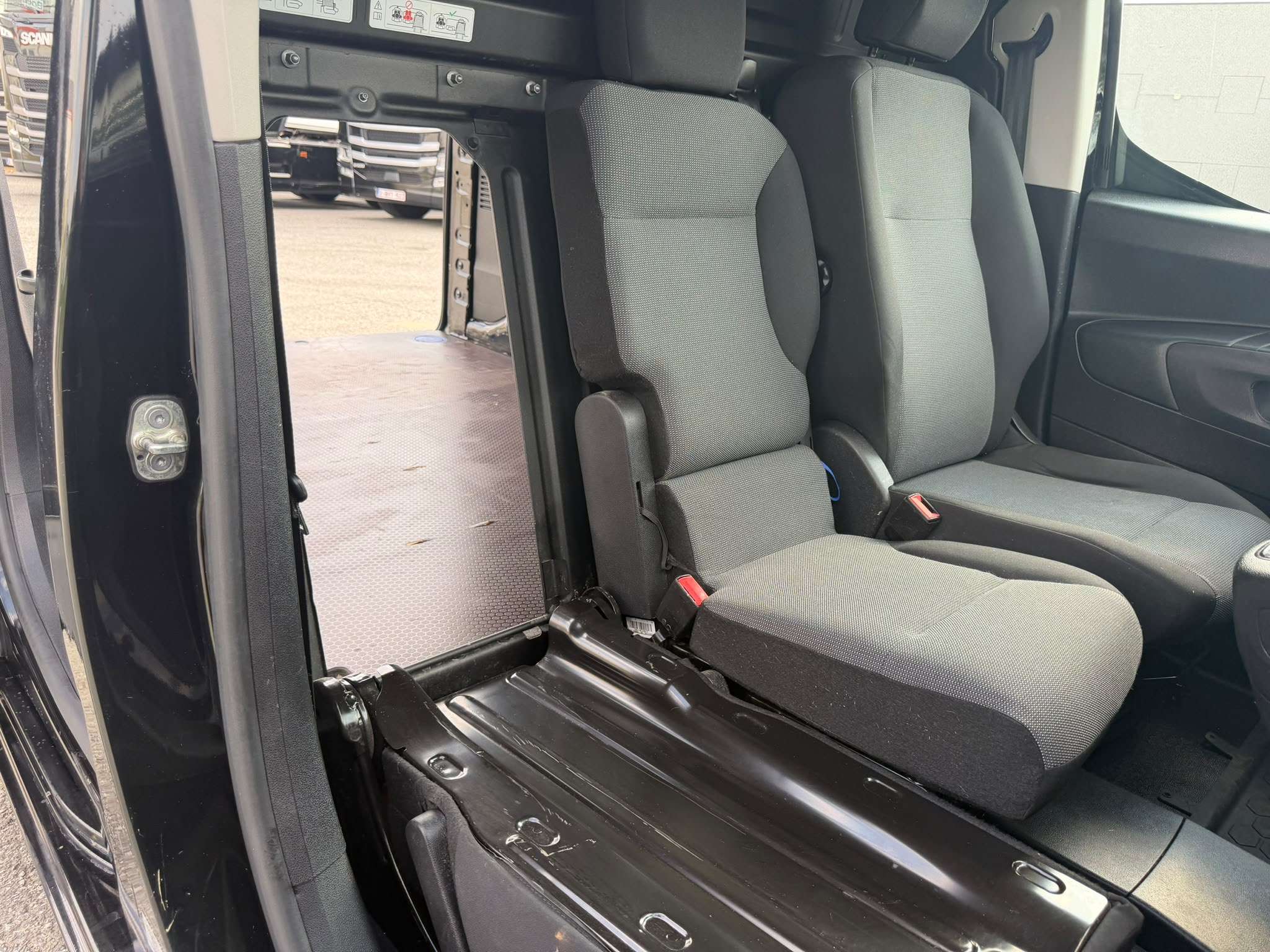 Peugeot Partner Partner 1.6 HDI * UTILITAIRE *