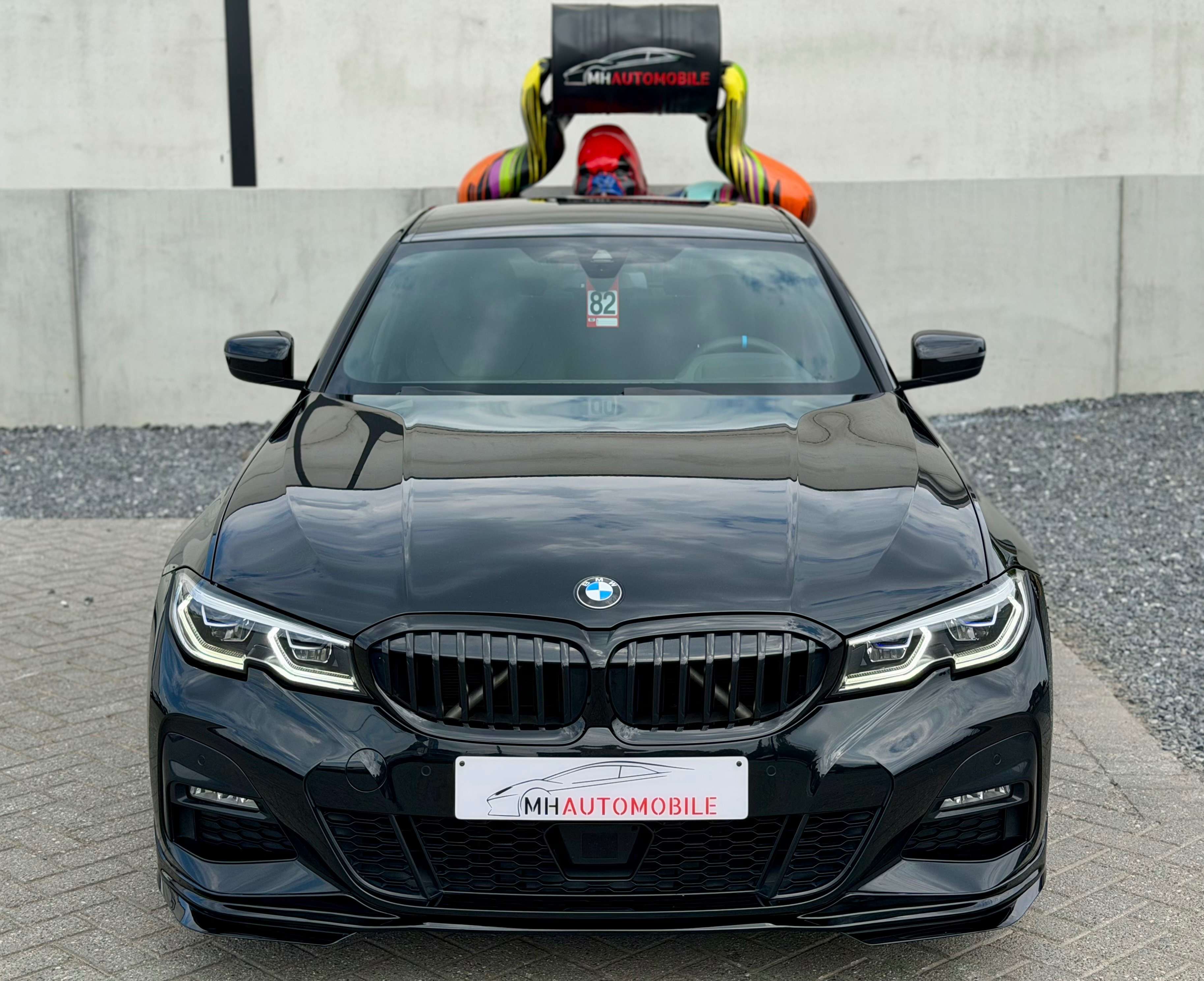 BMW 330 330eA PHEV Pack M NETTO 26.405€