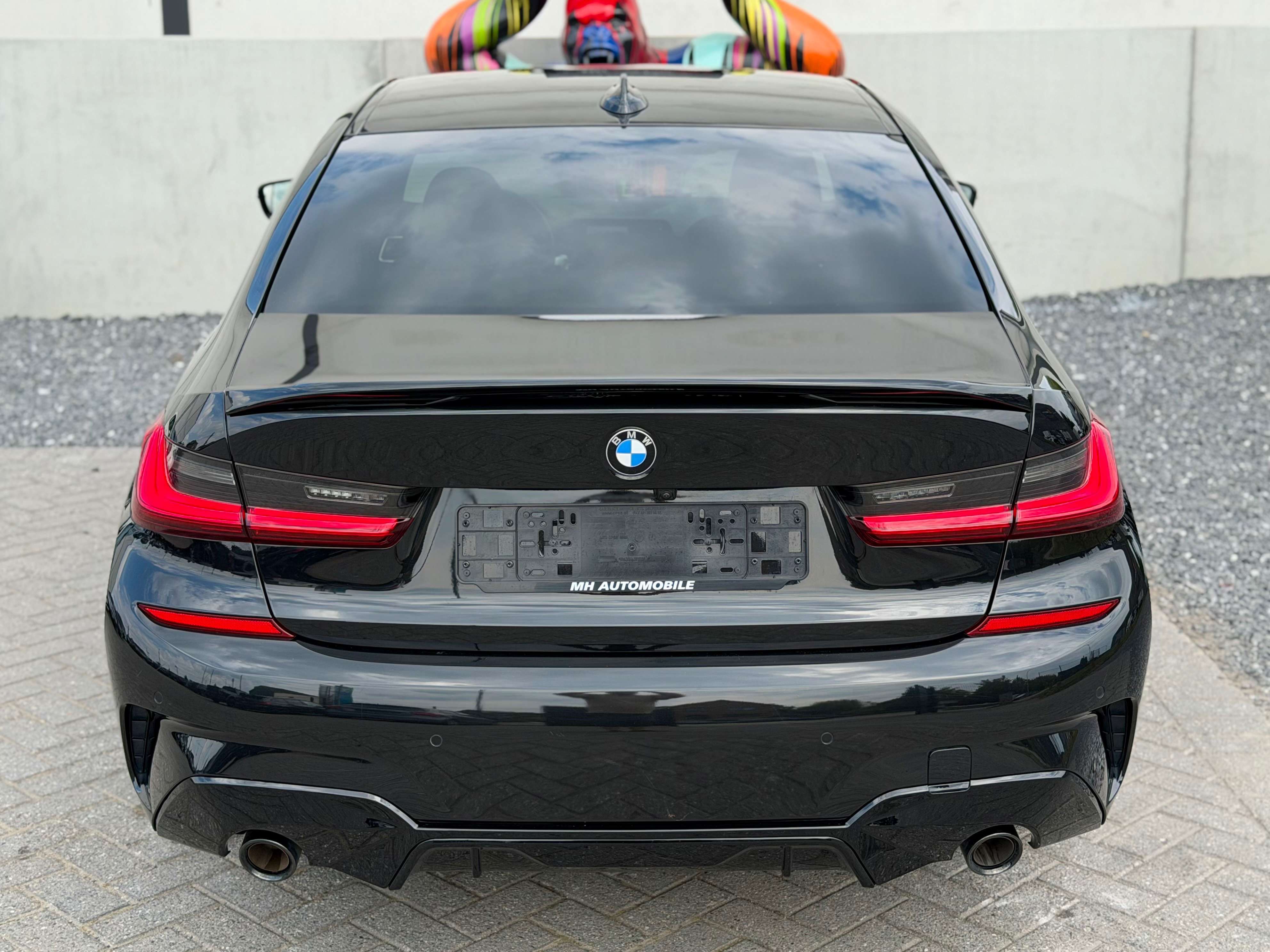BMW 330 330eA PHEV Pack M NETTO 26.405€