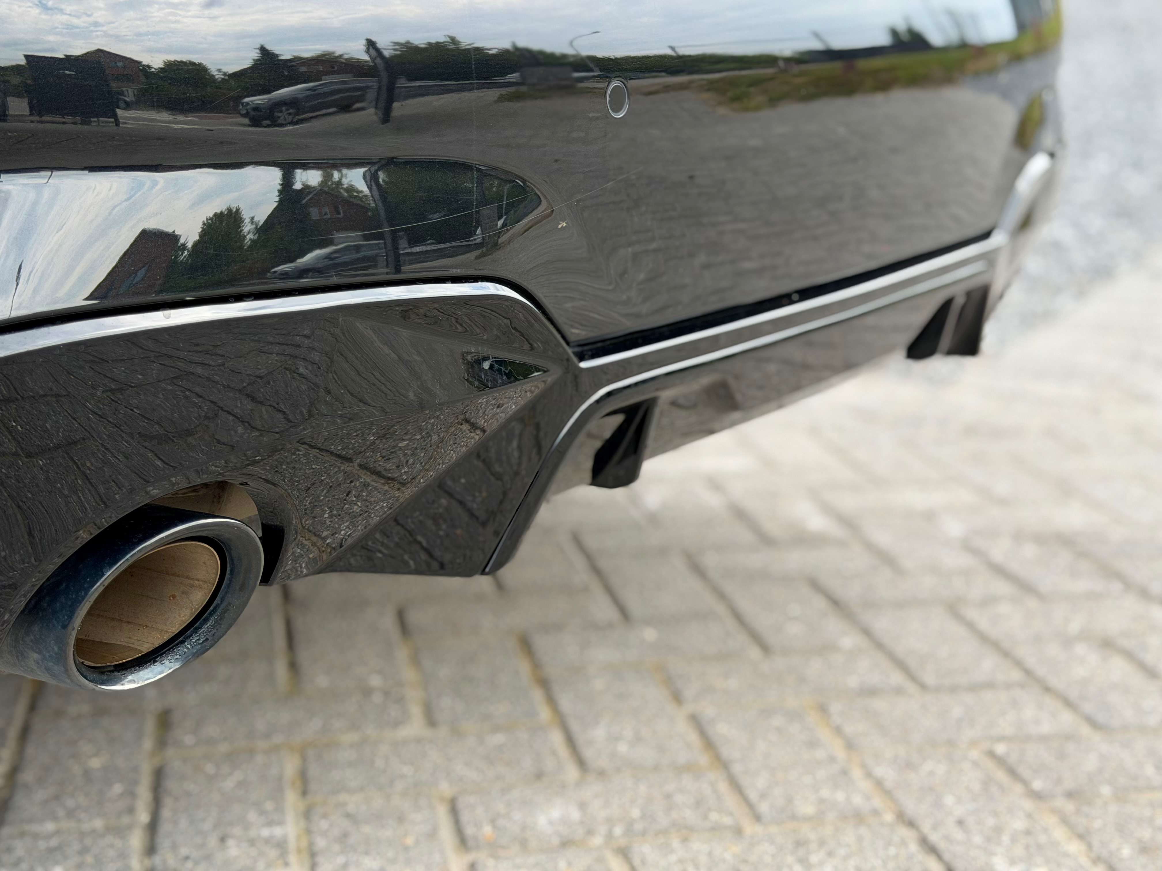 BMW 330 330eA PHEV Pack M NETTO 26.405€