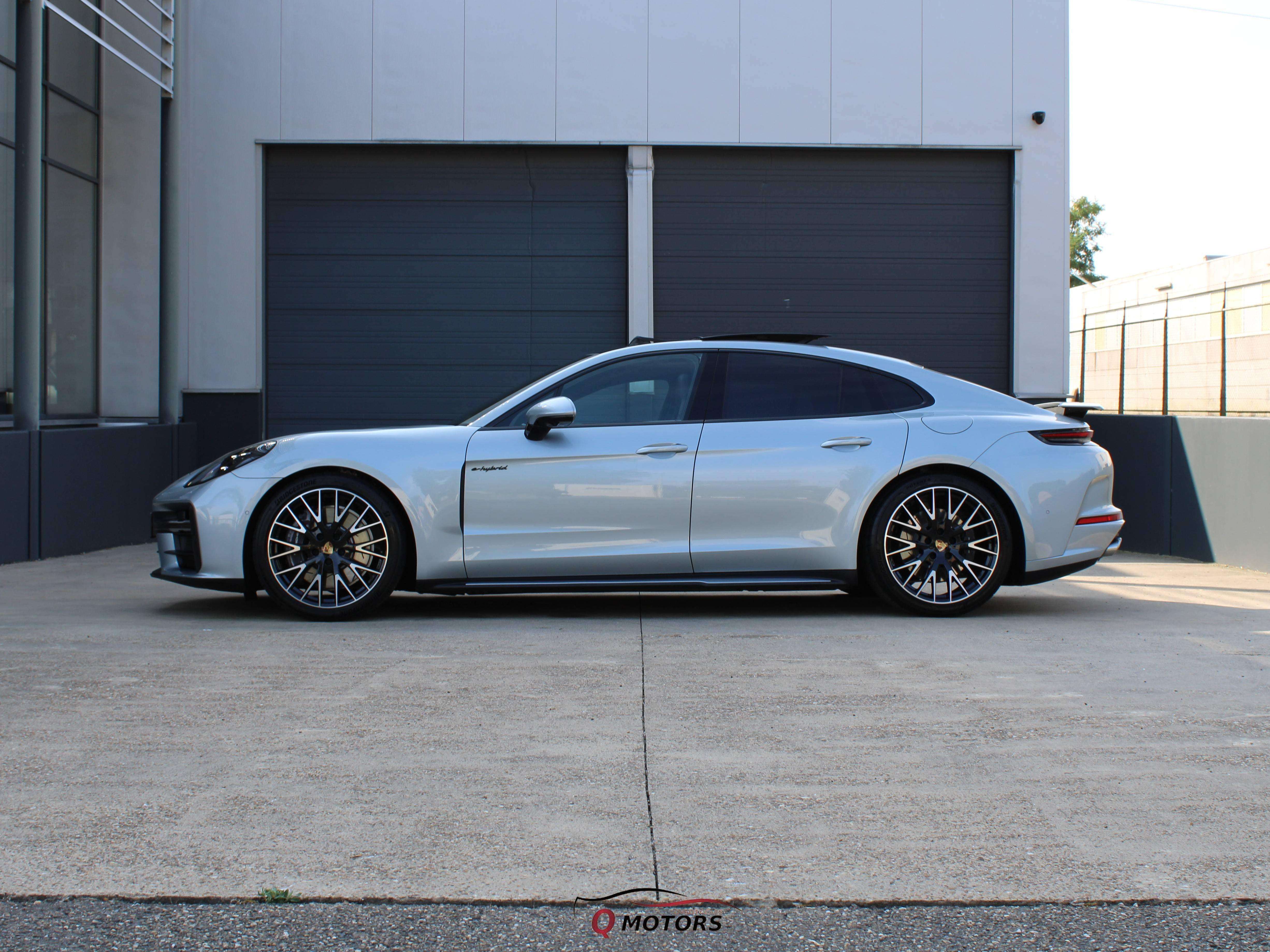 Porsche Panamera 4 E-Hybrid-LIFT-PANO-BURMESTER-360-ACC-SOFTCLOSE-LED