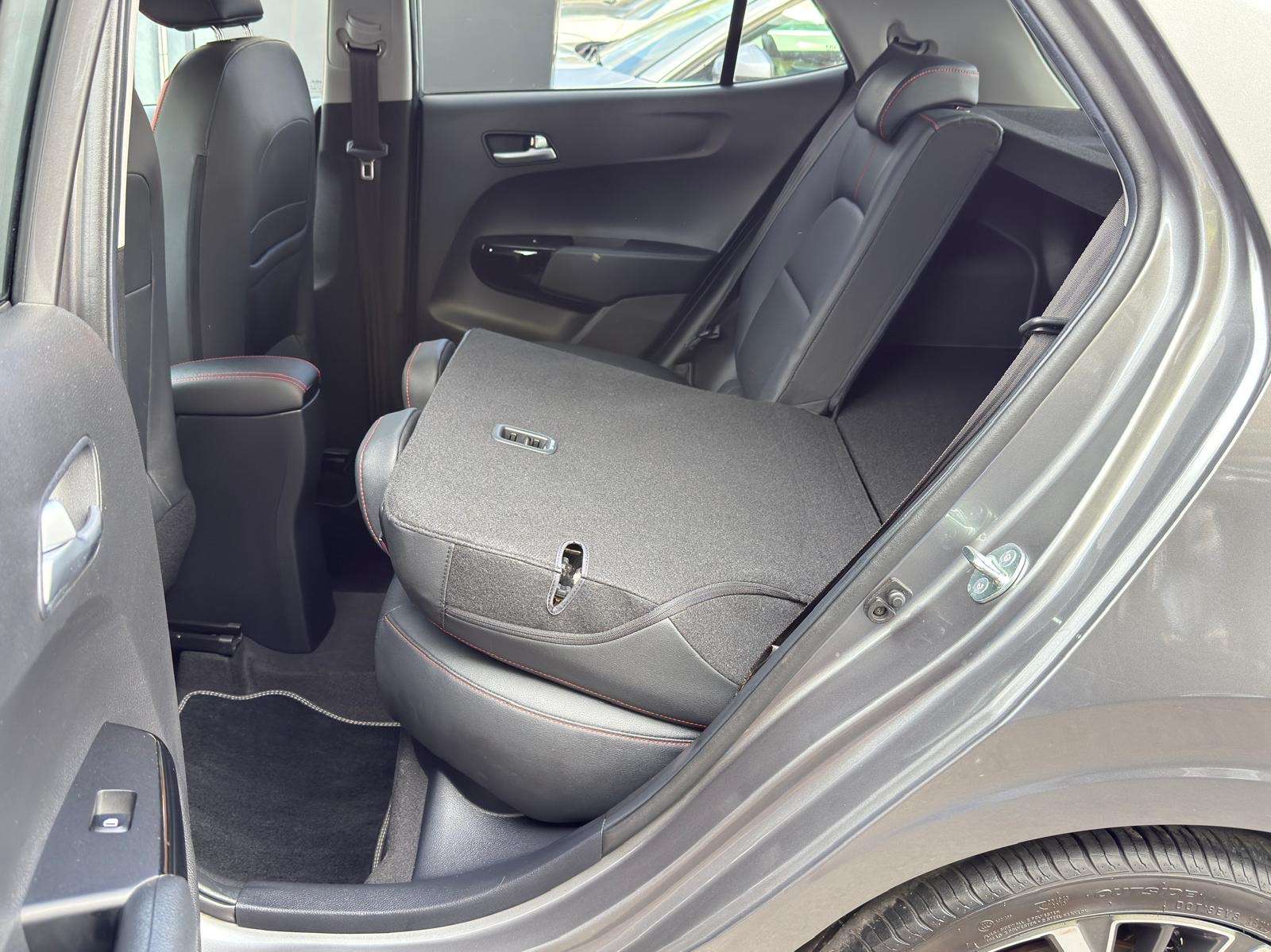 Kia Picanto Picanto 1.2i GT Line ° AUTOMATIQUE ° CUIR ° NAVI ° CAMERA ° GARANTI KIA 2030 !!! !!!