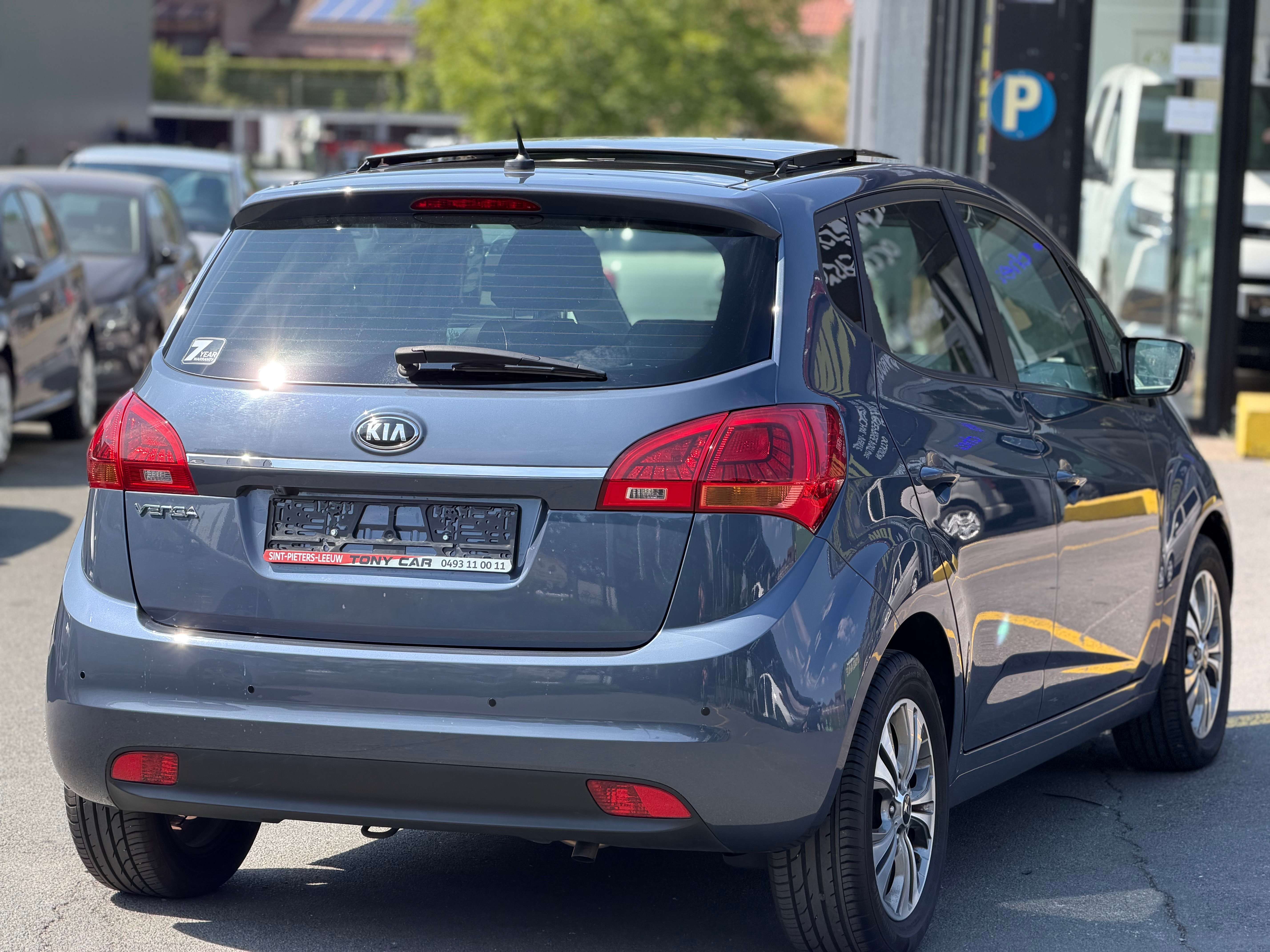 Kia Venga Boîte auto 1.6i*NAVI*CAMERA*PANO*BT*USB*