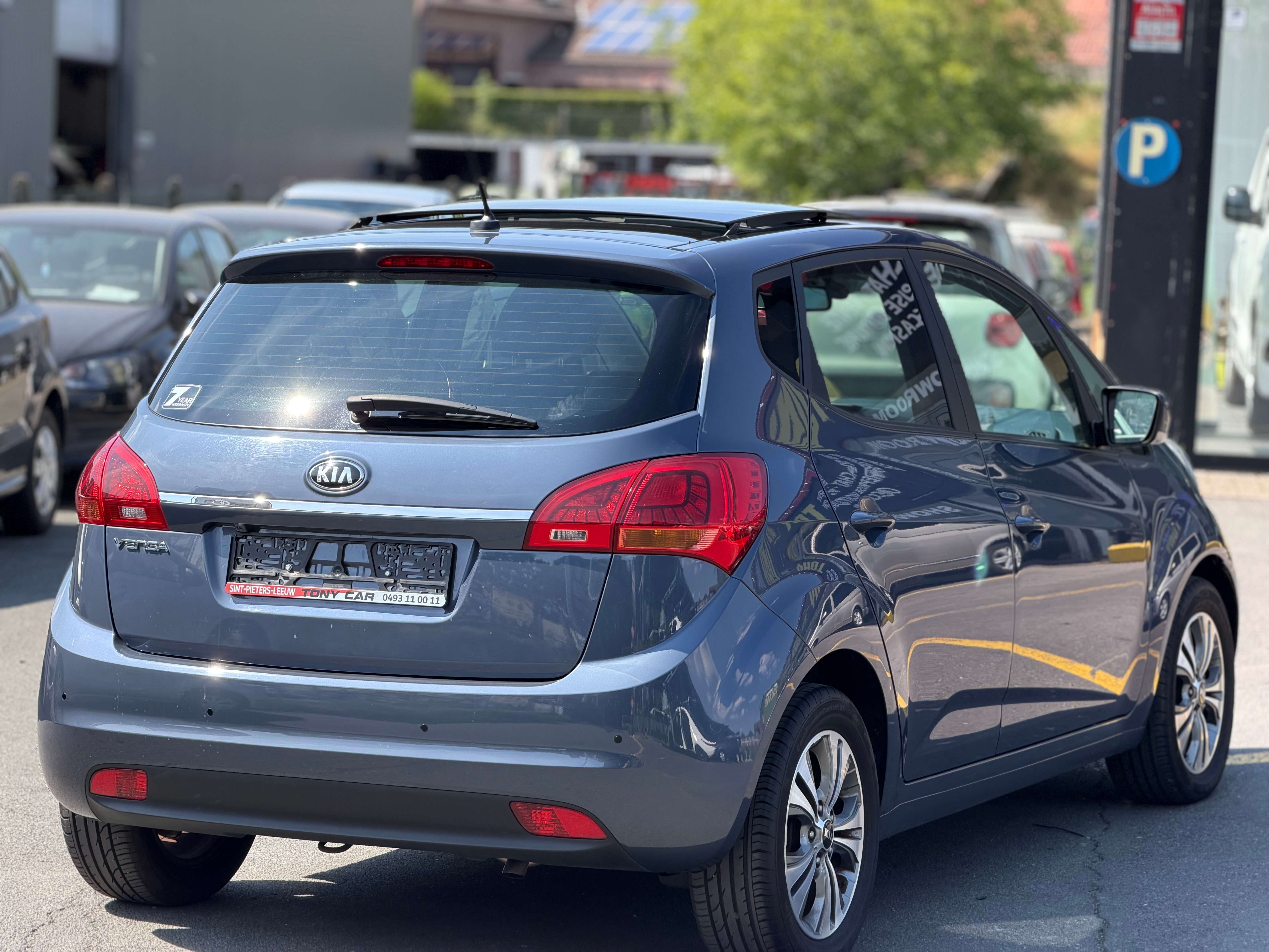 Kia Venga Boîte auto 1.6i*NAVI*CAMERA*PANO*BT*USB*