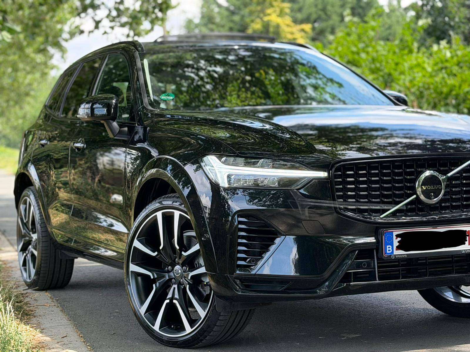 Volvo XC60 2.0 T8 PHEV AWD - Ultimate - Full Option - 228KW
