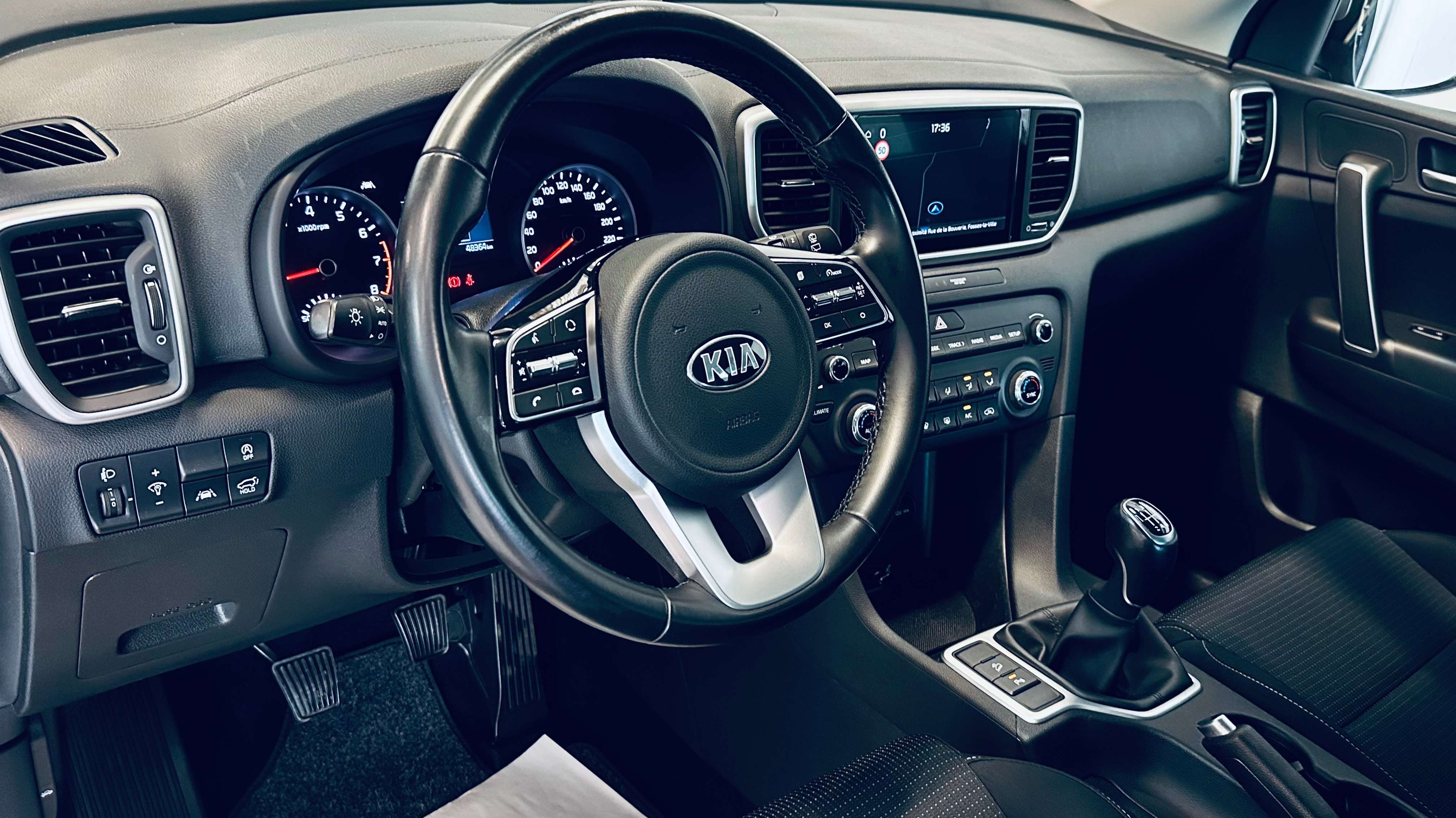 Kia Sportage 1.6T CAMERA PDC CARPLAY LIM CRUISE CLIM BIZONE KEY LESS