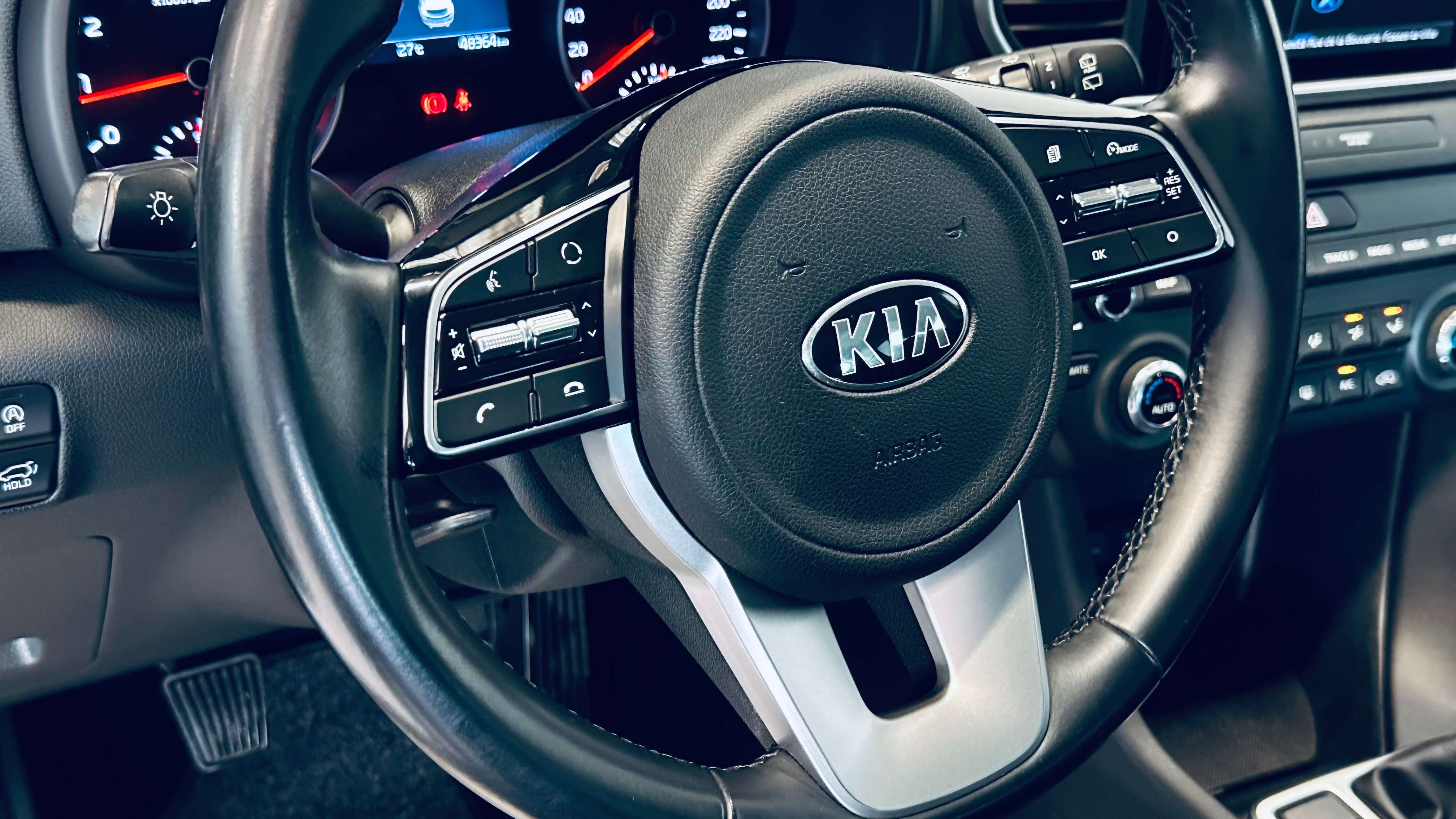 Kia Sportage 1.6T CAMERA PDC CARPLAY LIM CRUISE CLIM BIZONE KEY LESS