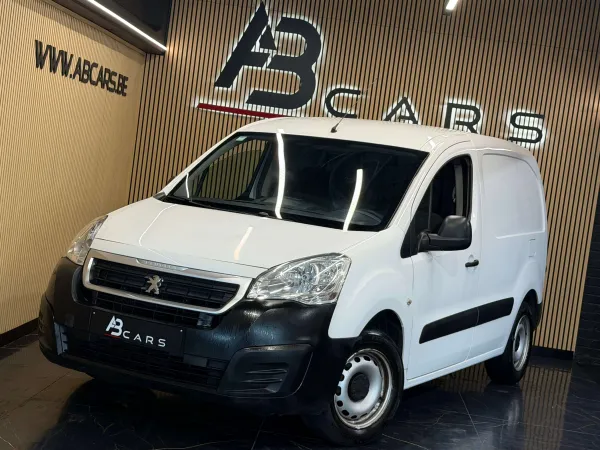 Peugeot Partner 1.6HDI ** 3 PLACES ** GARANTIE 12 MOIS **