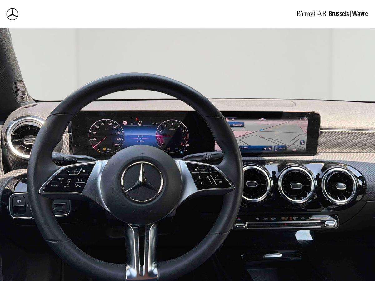 Mercedes-Benz A 180 A Luxury Line