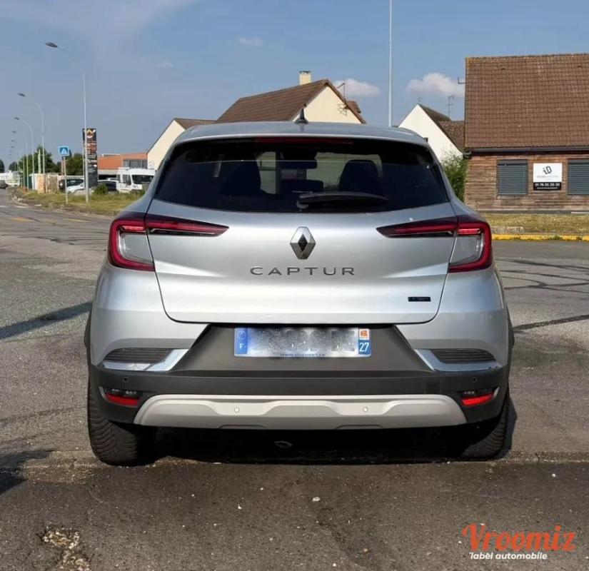 Renault Captur Techno 1.6 E-TECH 145CV BVA6 12500HT 10/2023