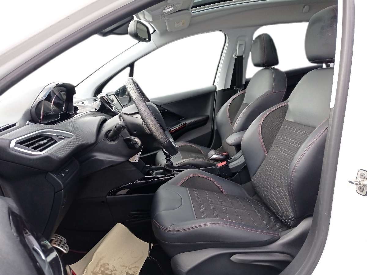 Peugeot 2008 GT-LINE