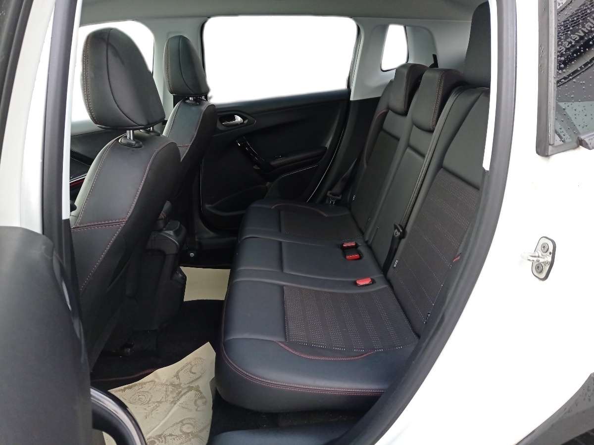 Peugeot 2008 GT-LINE