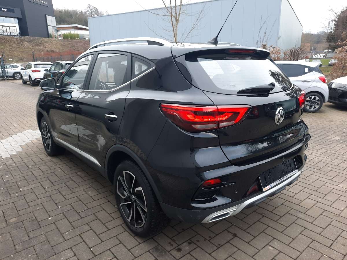 MG ZS LUXURY