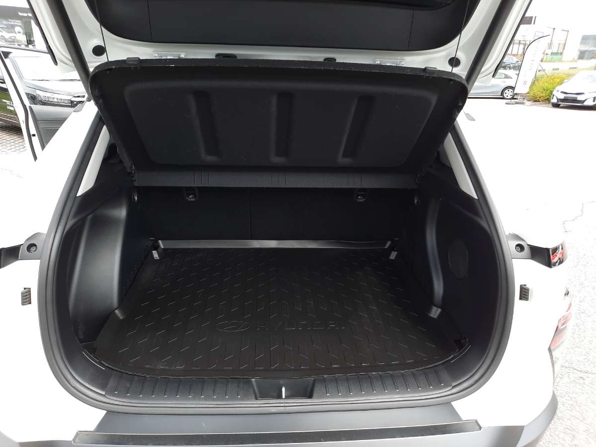 Hyundai KONA SHINE