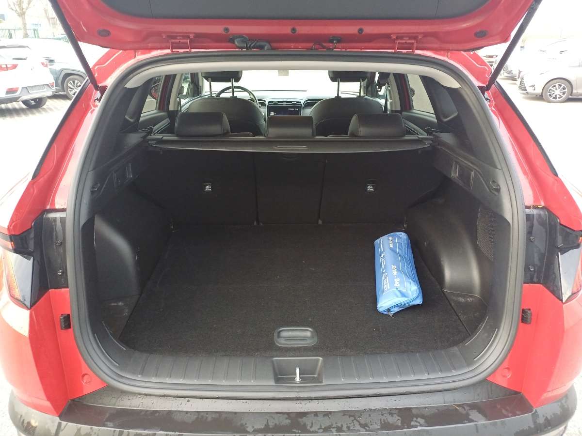Hyundai TUCSON FEEL COMFORT PACK 48V AUTOMATIQUE