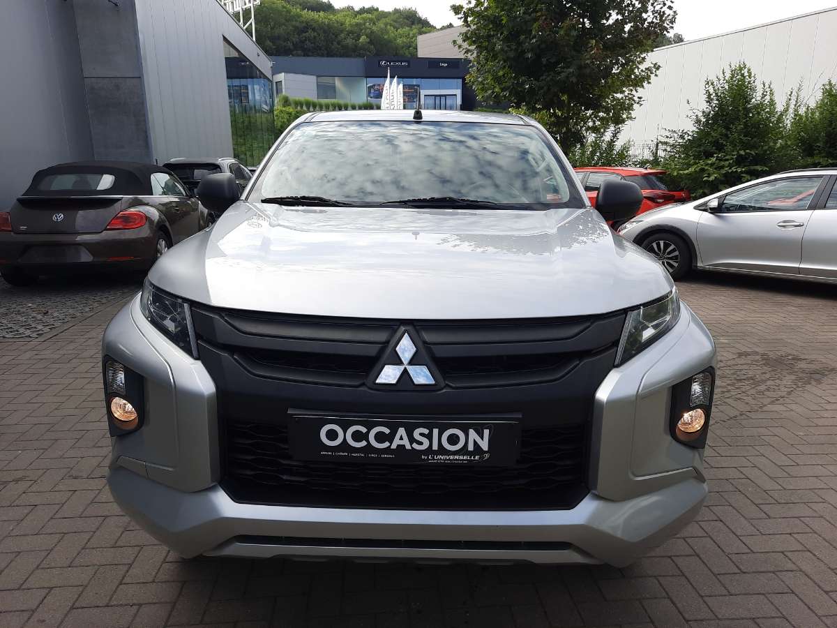 Mitsubishi L200 INTENS 2.3 DI-D 4WD
