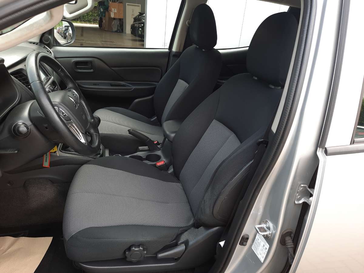 Mitsubishi L200 INTENS 2.3 DI-D 4WD