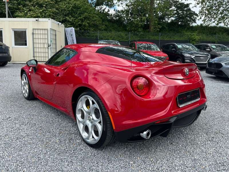 Alfa Romeo 4C SPORT