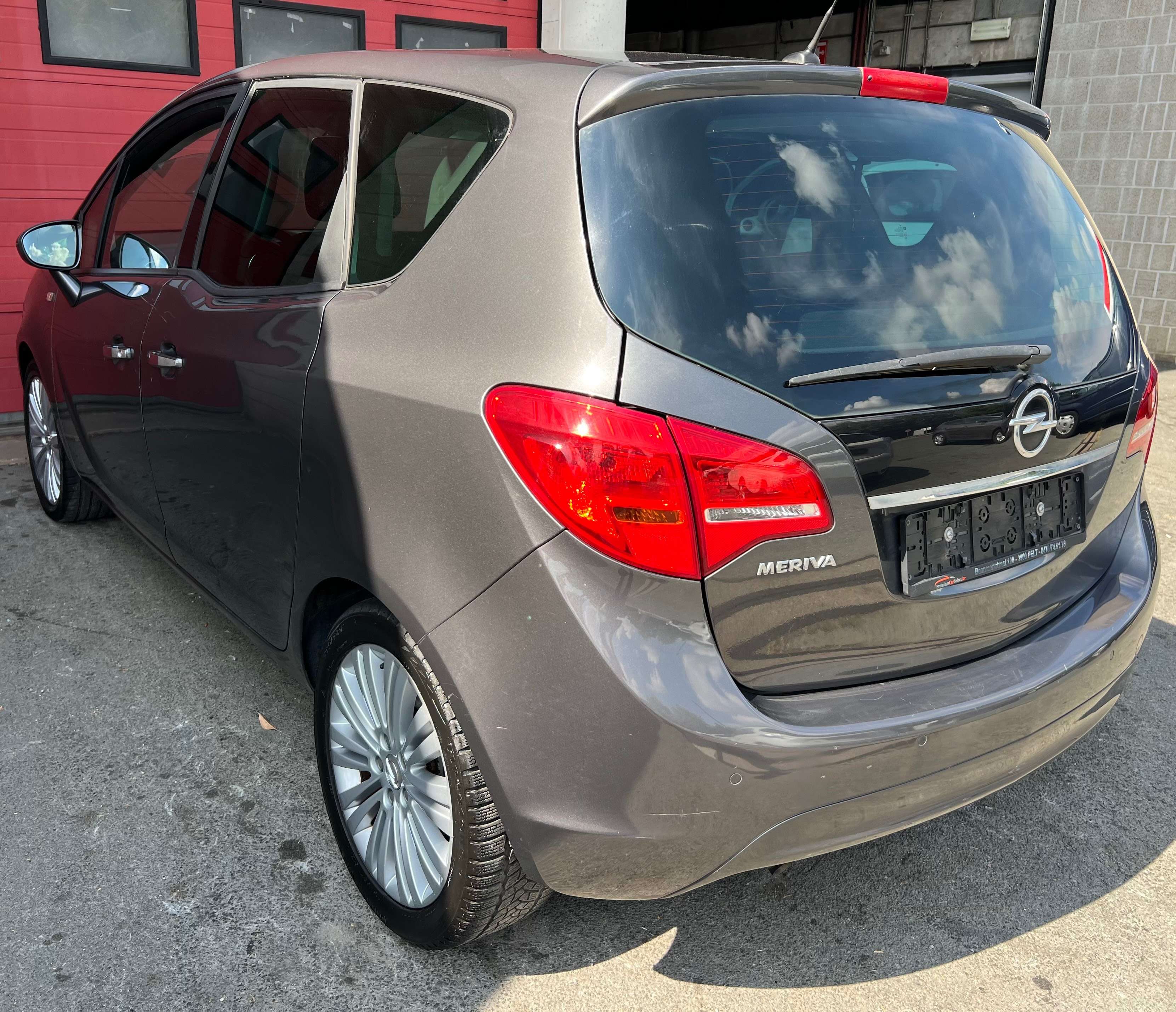 Opel Meriva 1.4i Black Edition + CLIM + CAR-PASS
