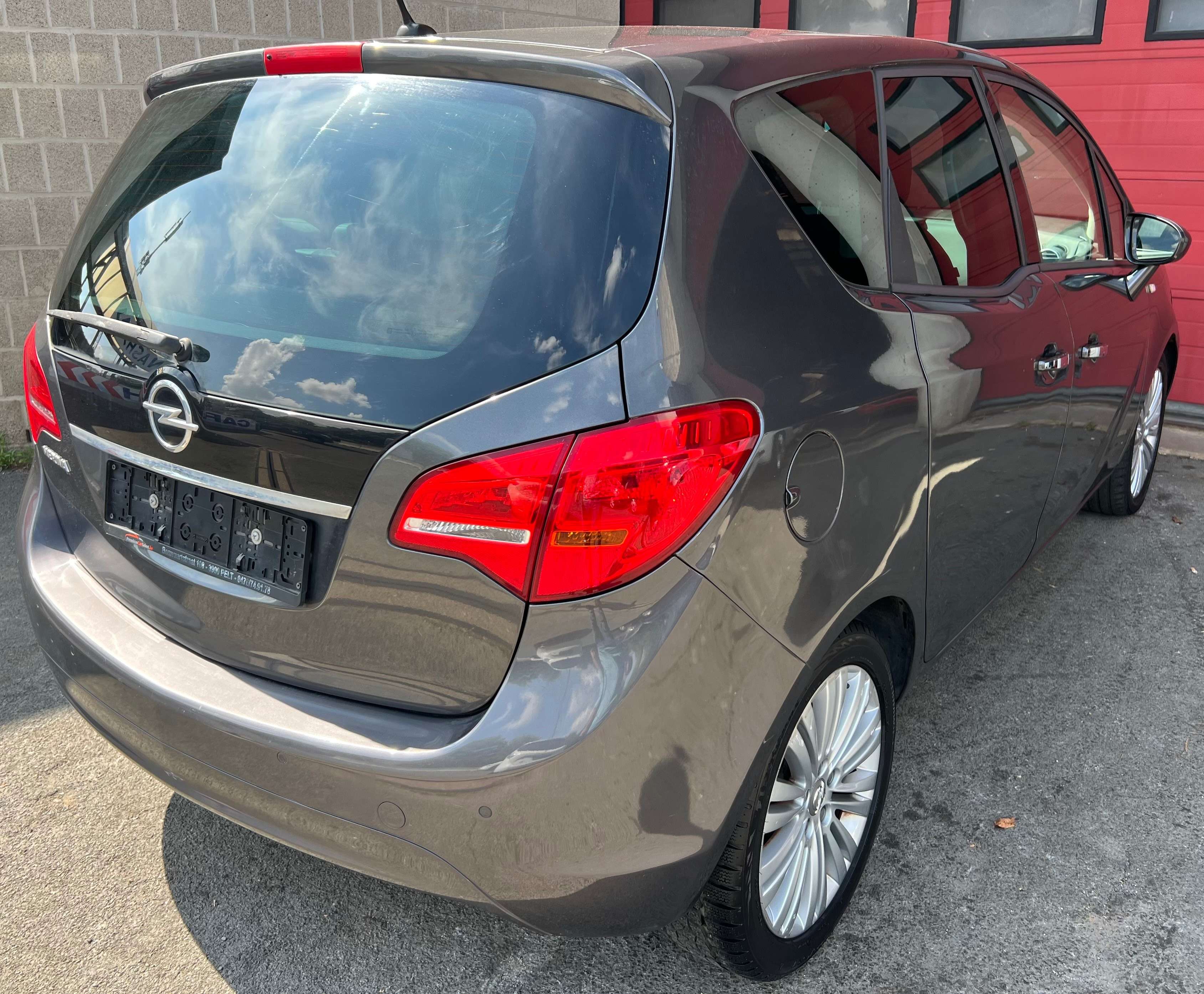 Opel Meriva 1.4i Black Edition + CLIM + CAR-PASS