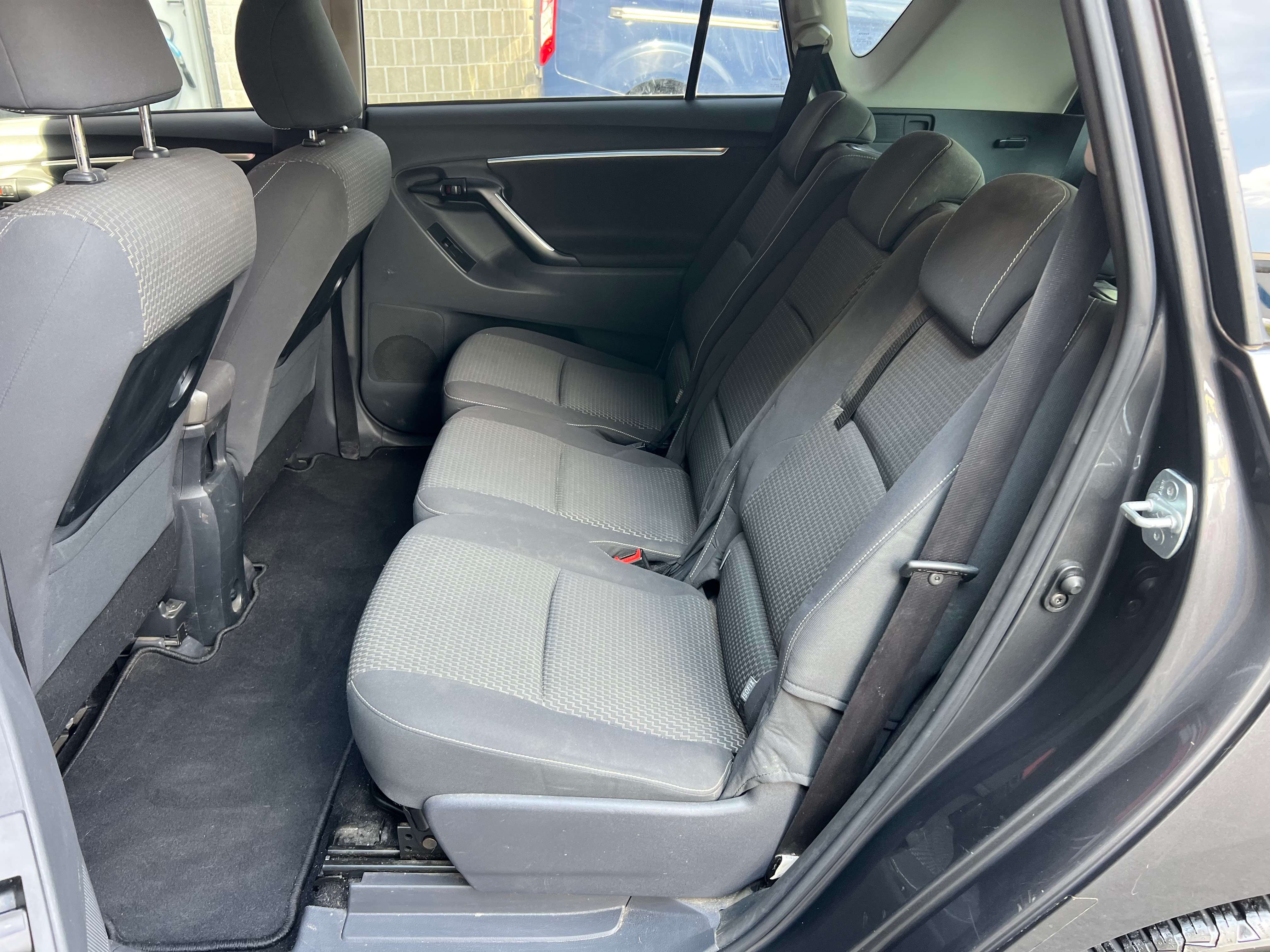 Toyota Verso 1.6 D-4D Dynamic 7PL + EURO 6b + CAMÉRA + NAVI