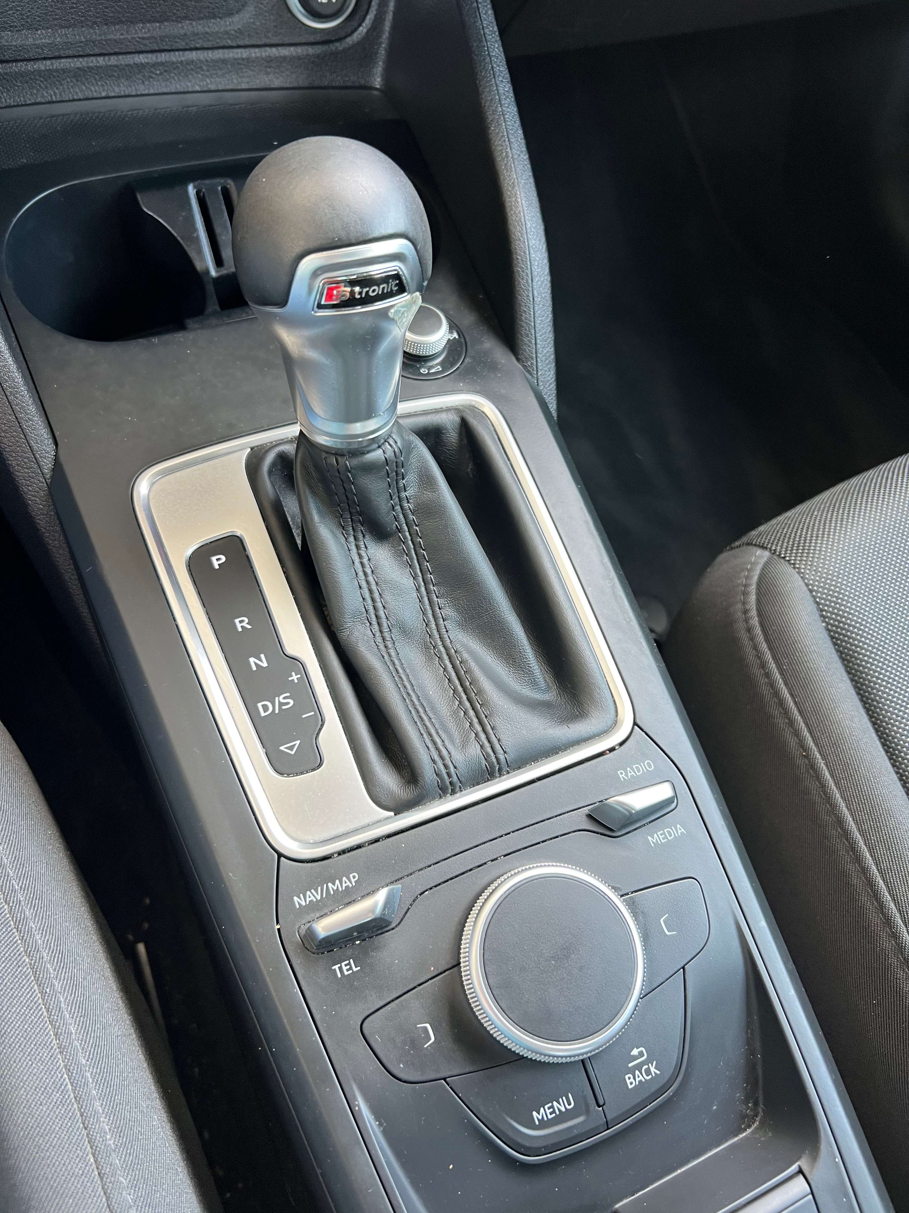 Audi Q2 1.0 TFSI Design S tronic + CAR-PASS + GARANTIE + NAVI