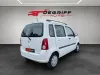 Opel Agila 1.2i 16V Comfort thumbnail