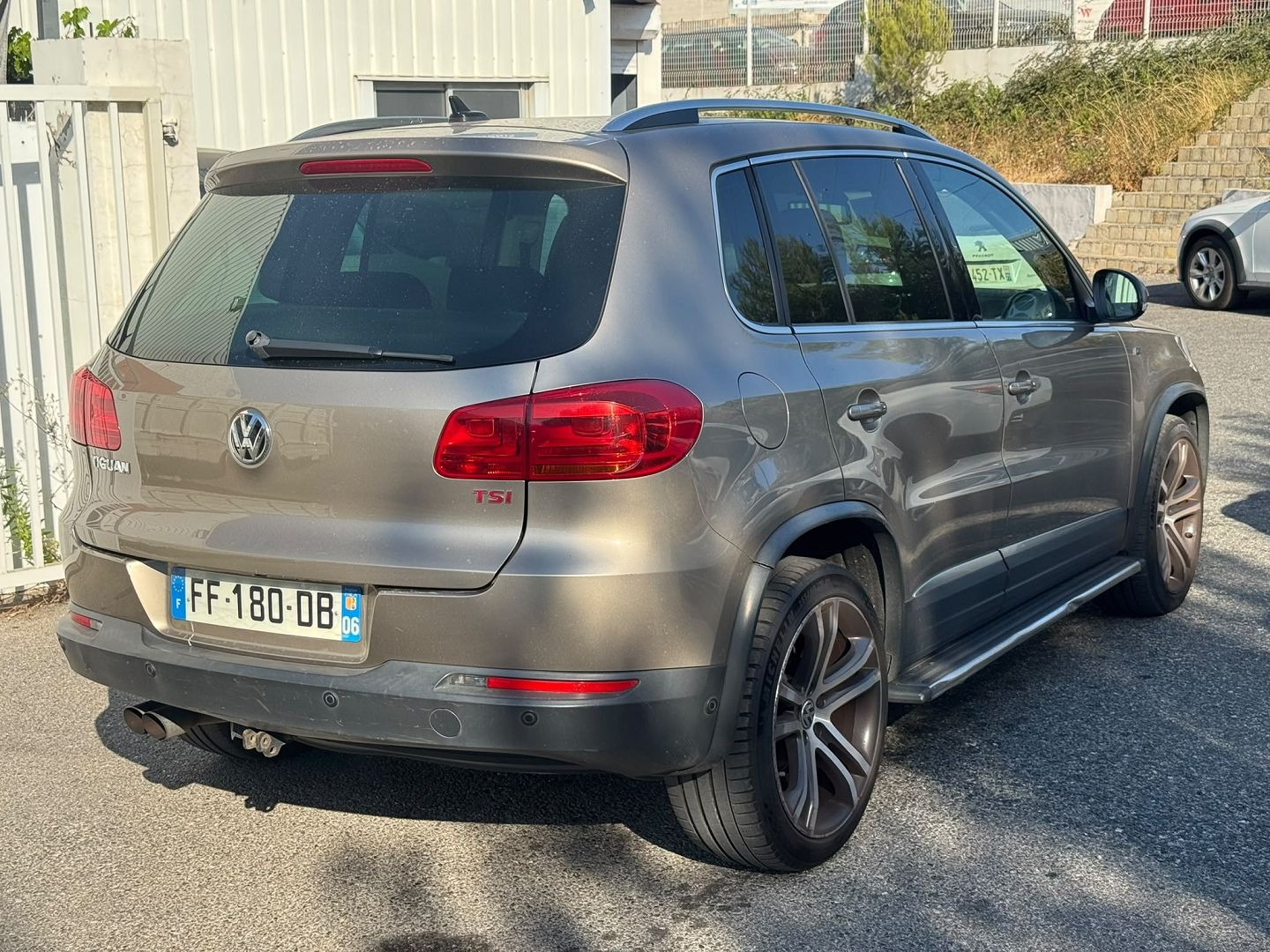 Volkswagen TIGUAN 1.4 TSI 160CH BLUEMOTION TECHNOLOGY R EXCLUSIVE DSG6