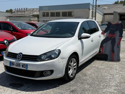 Volkswagen GOLF VI 1.6 TDI 105CH BLUEMOTION FAP CONFORTLINE BUSINESS 5P