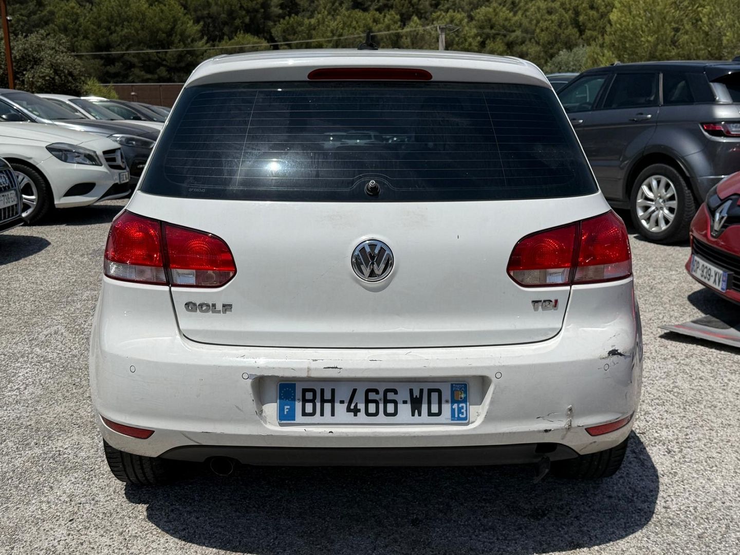 Volkswagen GOLF VI 1.6 TDI 105CH BLUEMOTION FAP CONFORTLINE BUSINESS 5P