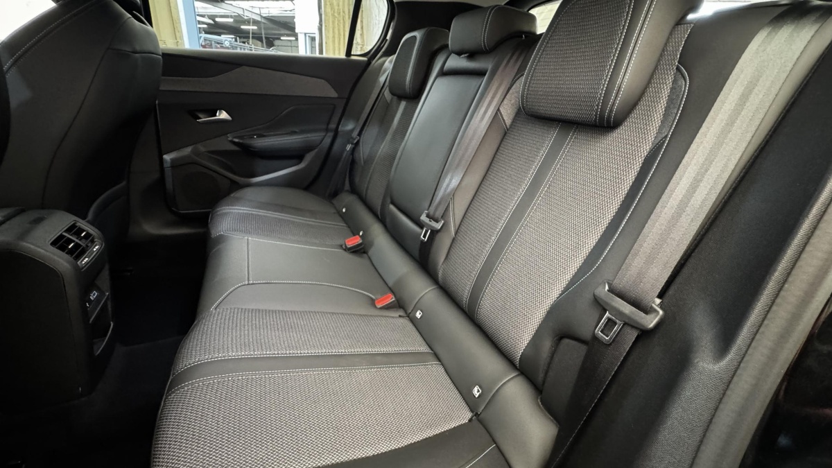 Peugeot 308 III PureTech 130 S&S EAT8 ALLURE PACK