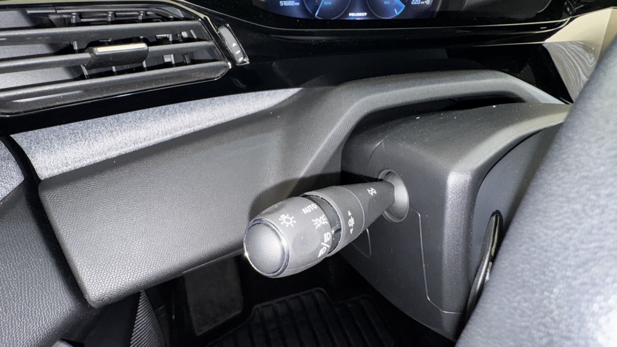 Peugeot 308 III PureTech 130 S&S EAT8 ALLURE PACK
