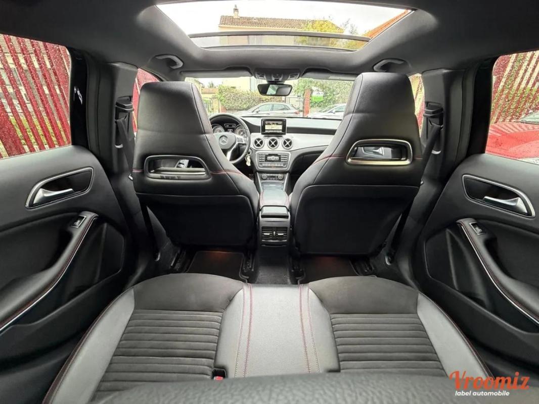 Mercedes-Benz Gla 2.2 220 CDI 170 FASCINATION 4MATIC 7G-DCT BVA