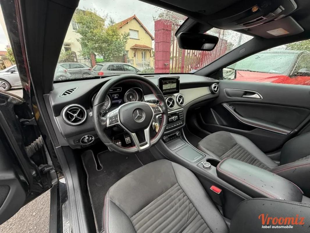 Mercedes-Benz Gla 2.2 220 CDI 170 FASCINATION 4MATIC 7G-DCT BVA