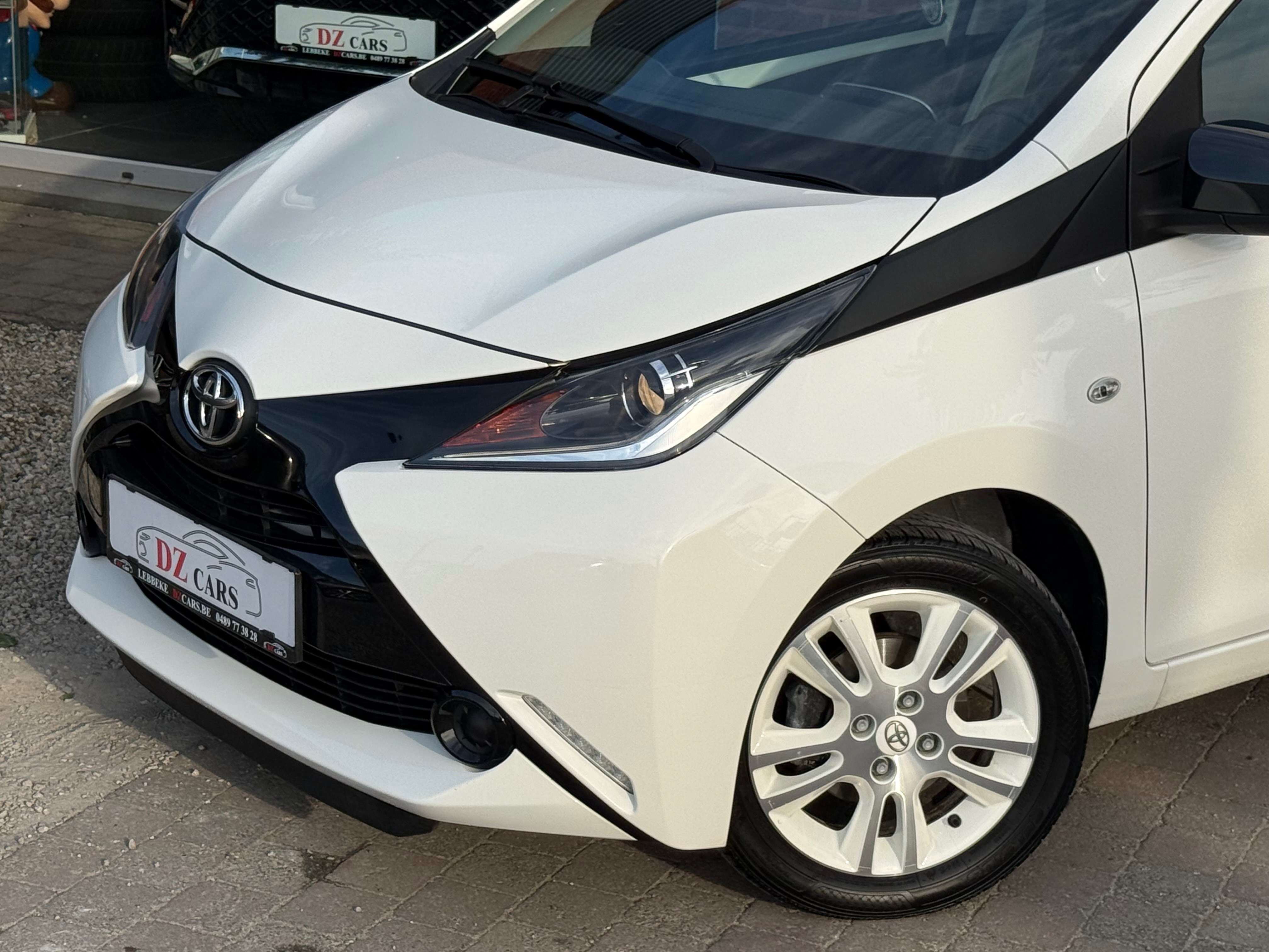 Toyota Aygo 1.0I 69PK |✅AIRCO | BLUETOOTH | CAMERA | 15’’ ALU VELGEN | TOUCHSCREEN | ONDERHOUDSBOEKJE | 12M GARANTIE | EURO 6B |