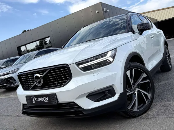 Volvo XC40 2.0 D3 R-Design Geartronic CRYSTAL WHITE-BLACK STONE/SIEGES CUIR ELECT./NAVI/FULL LED/CARPLAY/CAMERA360/ACC/KEYLESS/FULL