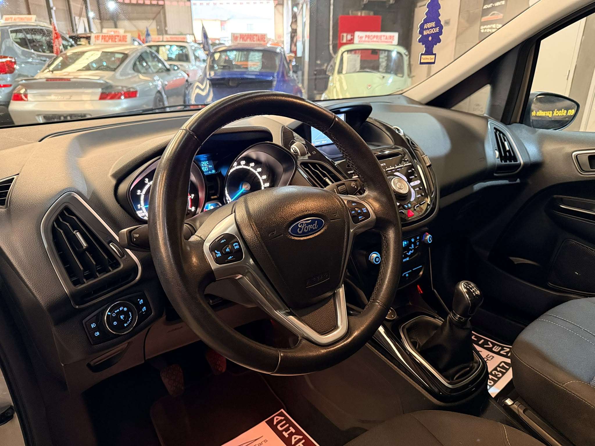 Ford B-Max B-Max 1.0 EcoBoost GPS Caméra Toi Pano Att Remorque LED