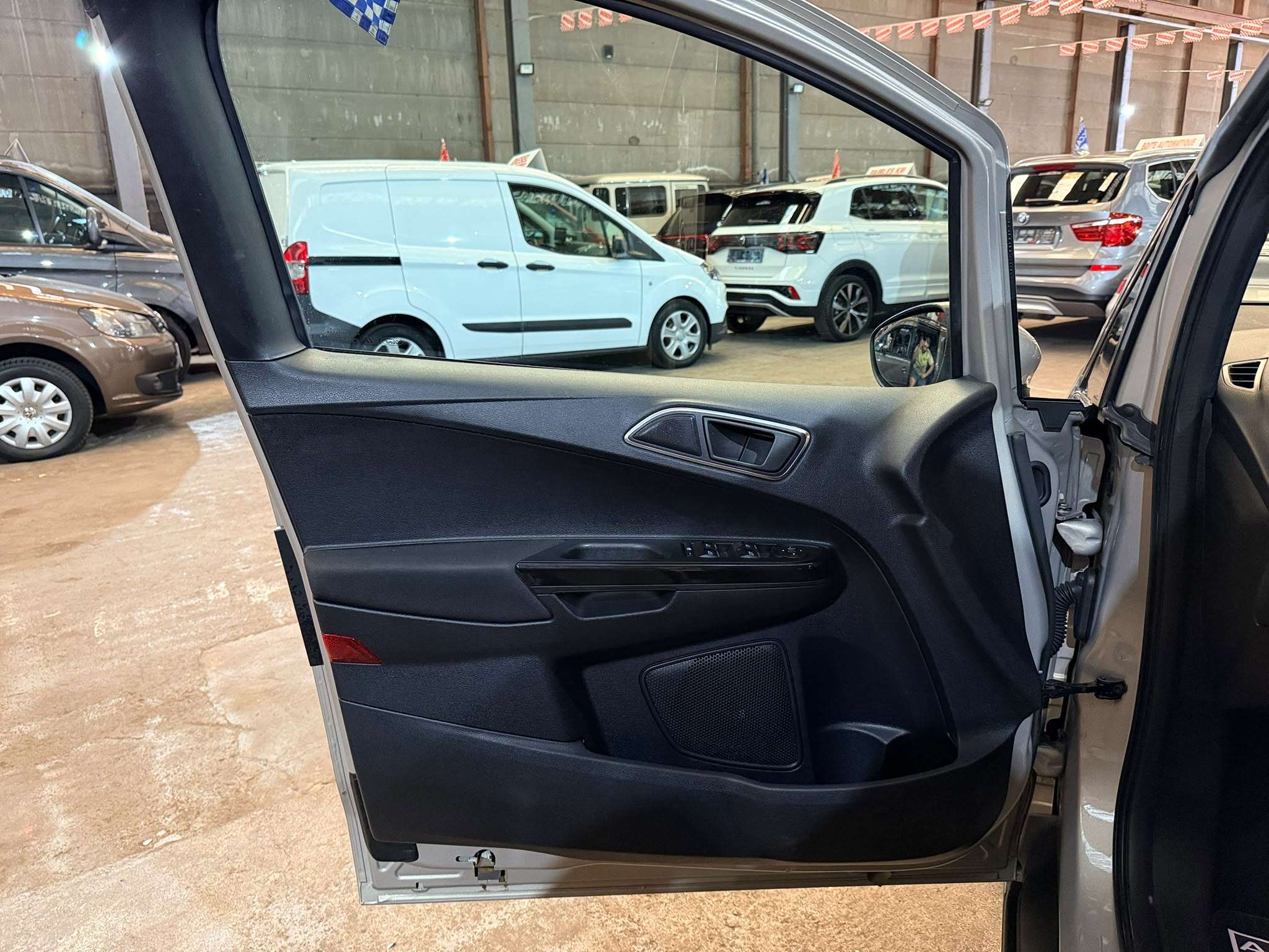 Ford B-Max B-Max 1.0 EcoBoost GPS Caméra Toi Pano Att Remorque LED