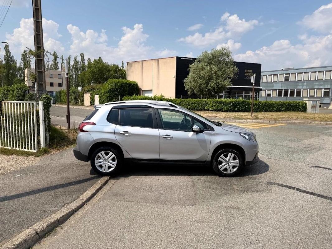 Peugeot 2008 1.2 PT 80 CV STYLE DISTRIBUTION NEUVE