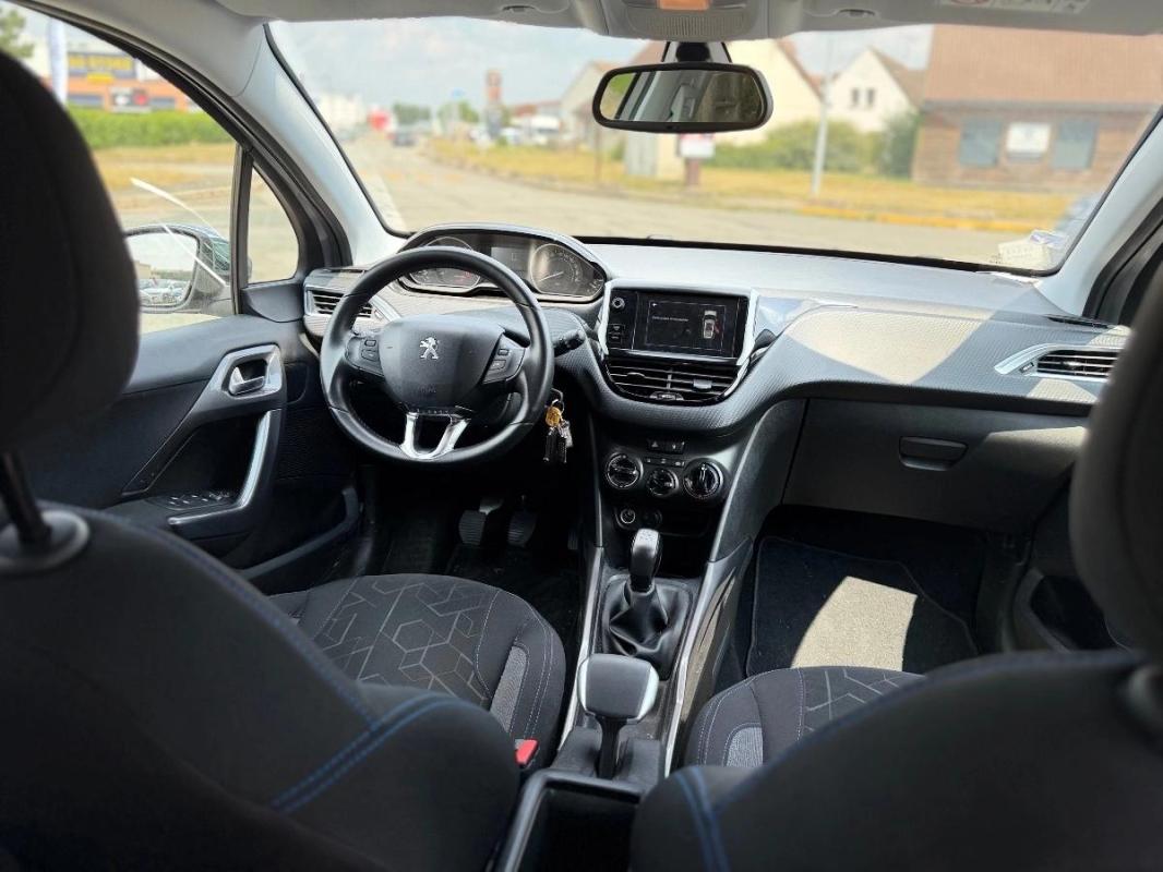 Peugeot 2008 1.2 PT 80 CV STYLE DISTRIBUTION NEUVE